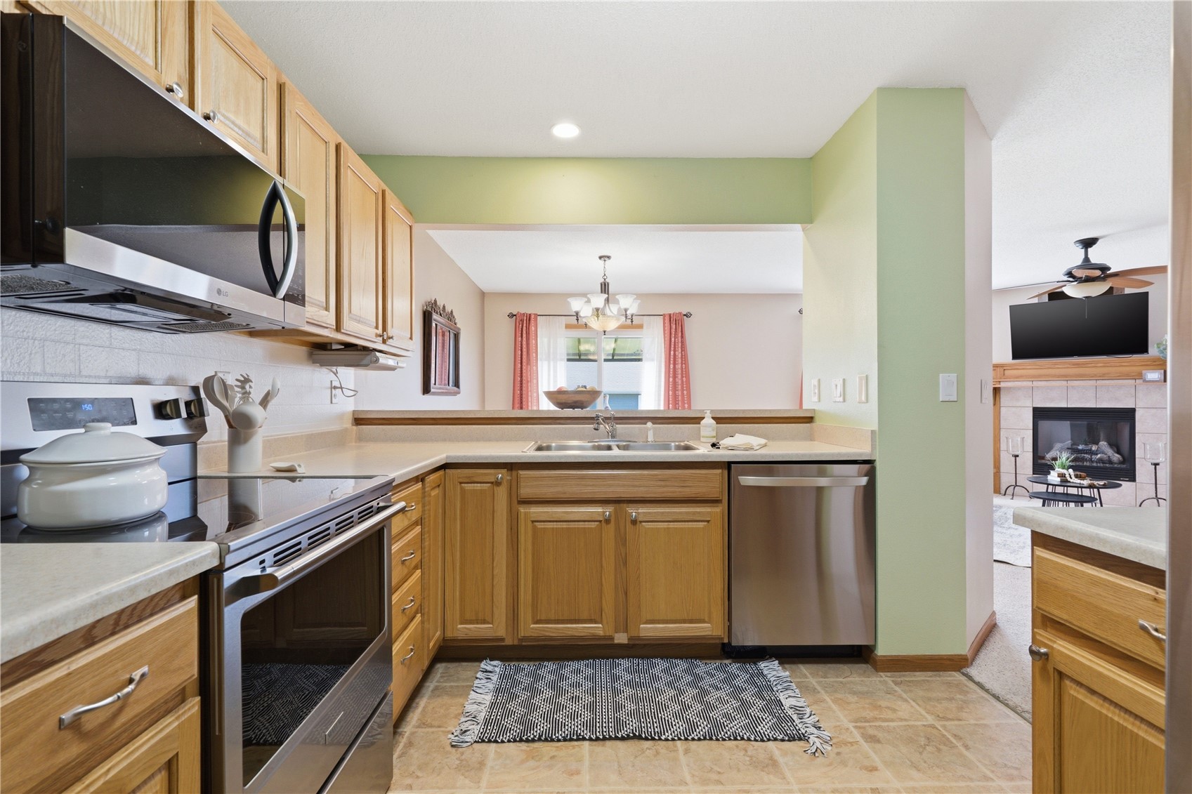 4963 Foxtail Court Marion IA 52302