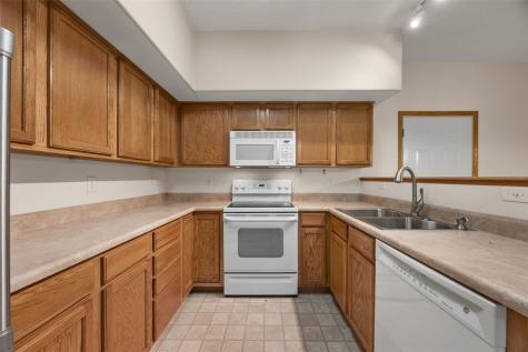 2942 Heinz Road Iowa City IA 52240