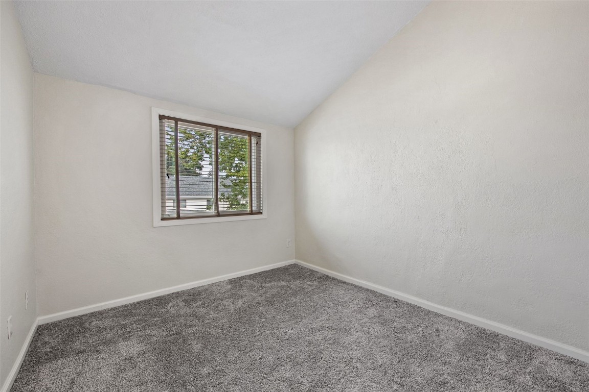 51 29th Avenue Drive SW Cedar Rapids IA 52404