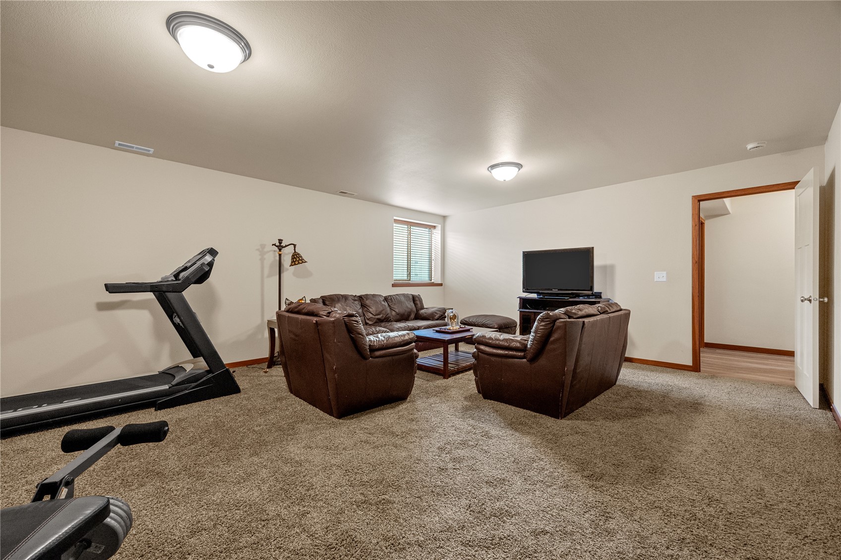 323 Windflower Lane Solon IA 52333