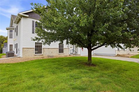 4535 Westchester Drive NE Cedar Rapids IA 52402