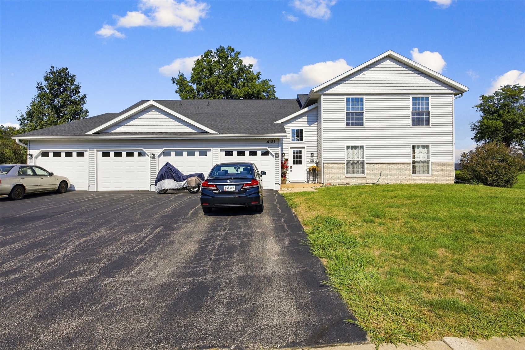4131 Lexington Drive NE Cedar Rapids IA 52402