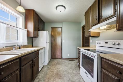 4131 Lexington Drive NE Cedar Rapids IA 52402