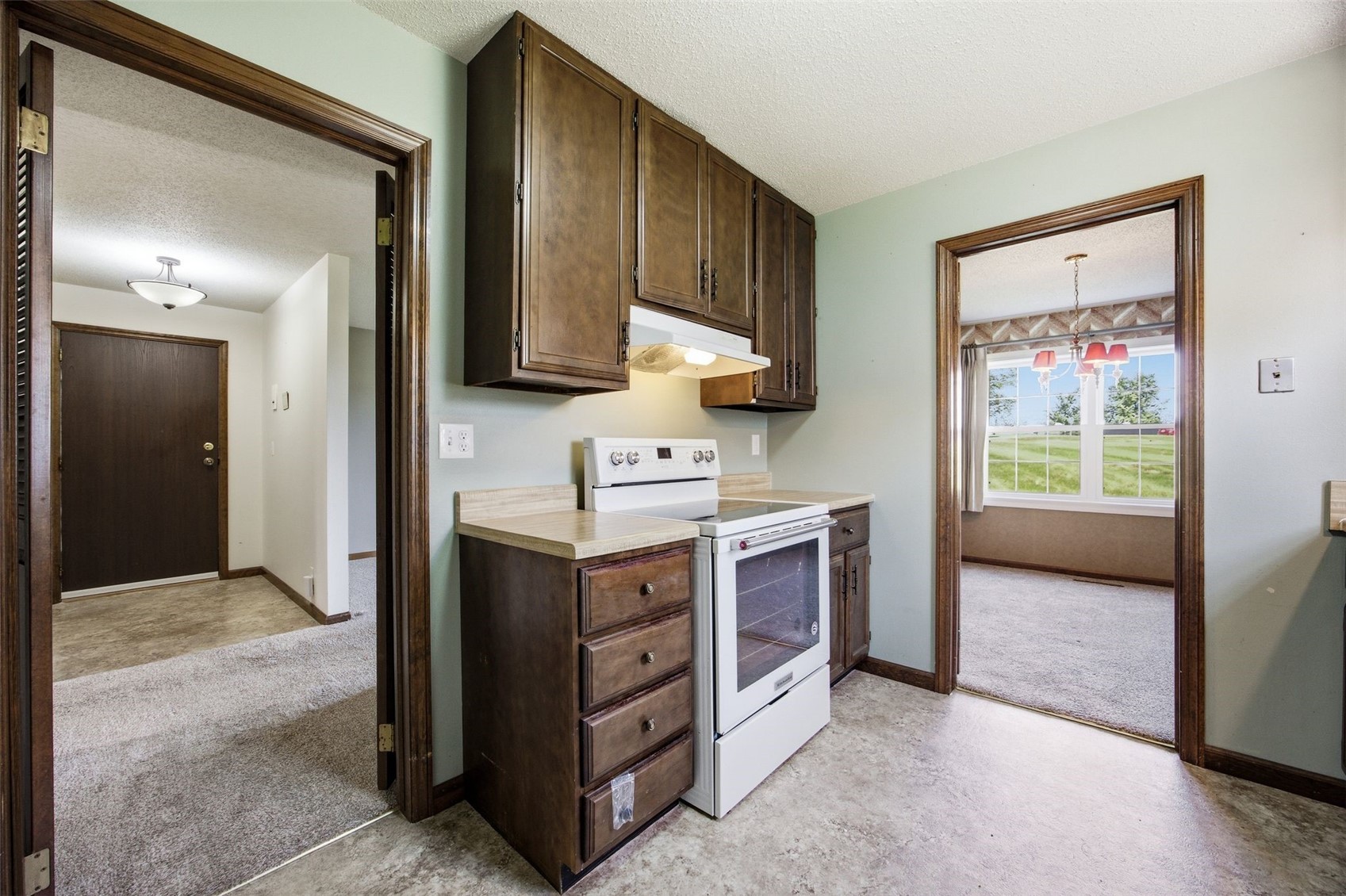 4131 Lexington Drive NE Cedar Rapids IA 52402