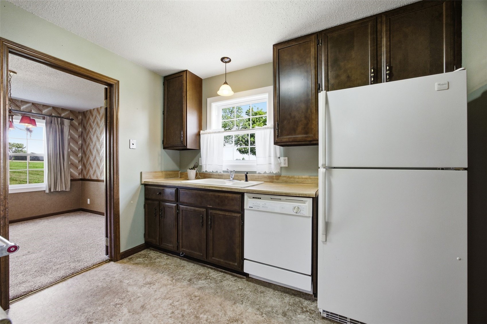 4131 Lexington Drive NE Cedar Rapids IA 52402