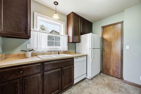 4131 Lexington Drive NE Cedar Rapids IA 52402