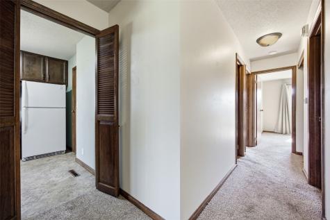 4131 Lexington Drive NE Cedar Rapids IA 52402