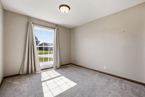 4131 Lexington Drive NE Cedar Rapids IA 52402