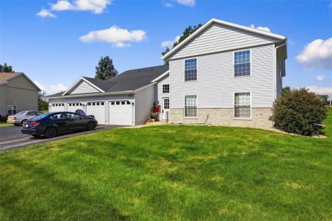 4131 Lexington Drive NE Cedar Rapids IA 52402