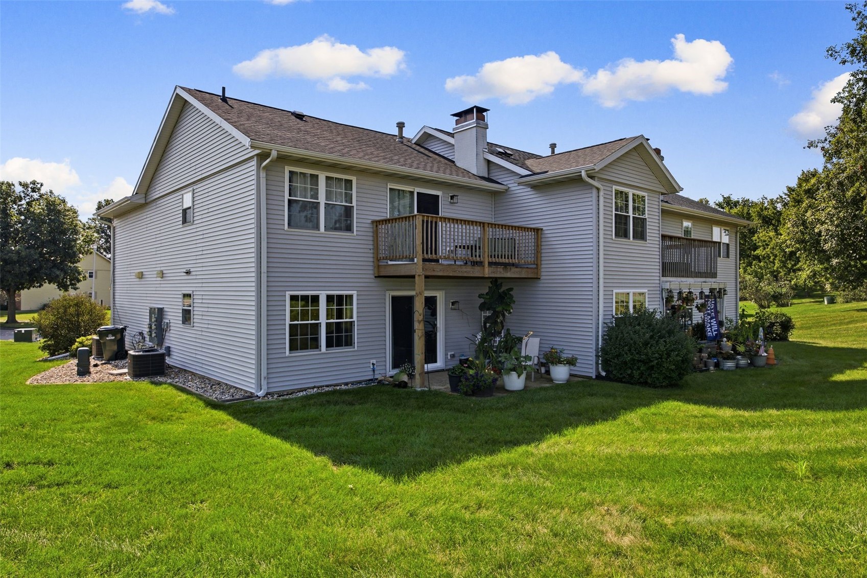 4131 Lexington Drive NE Cedar Rapids IA 52402