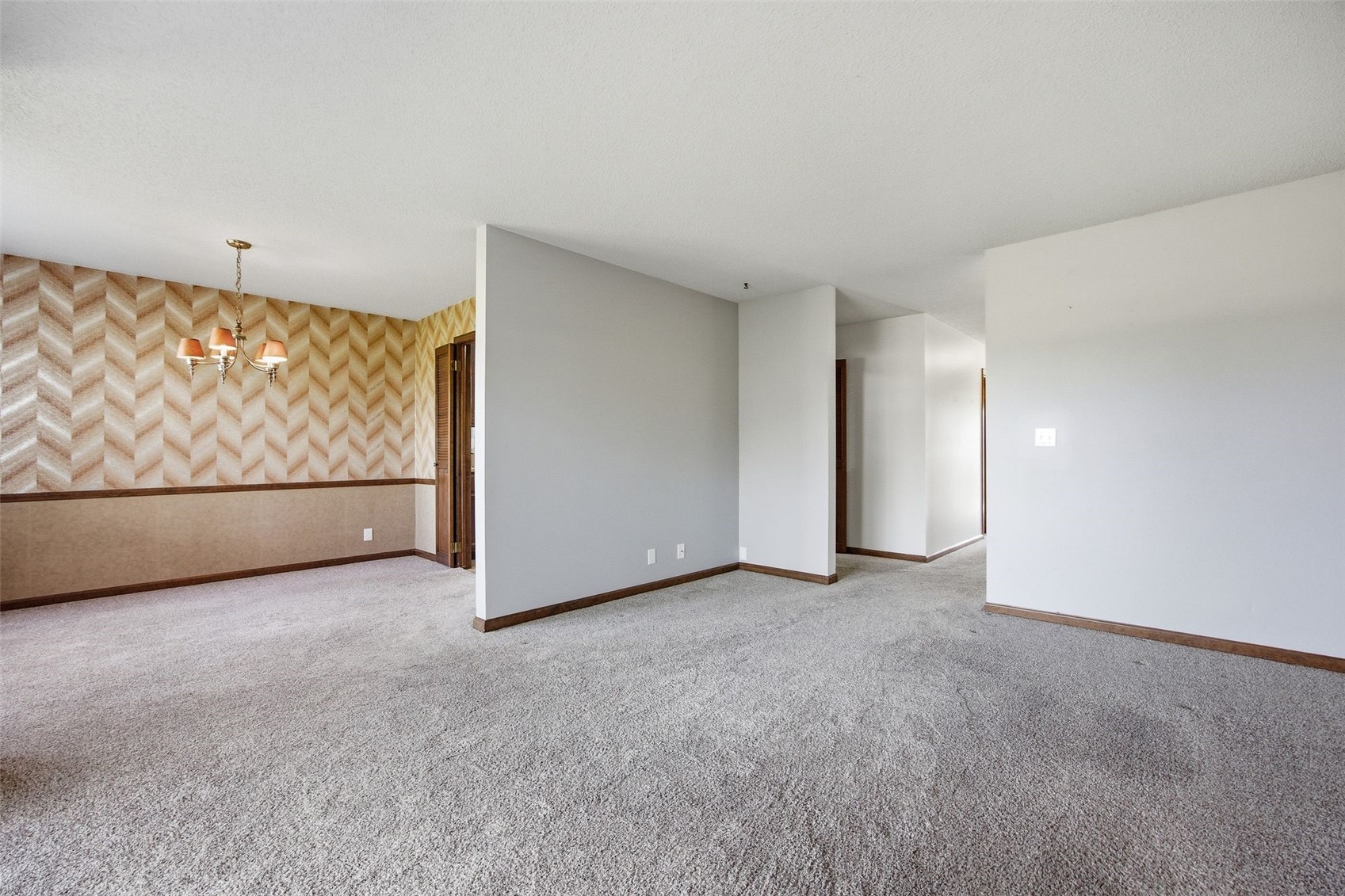 4131 Lexington Drive NE Cedar Rapids IA 52402