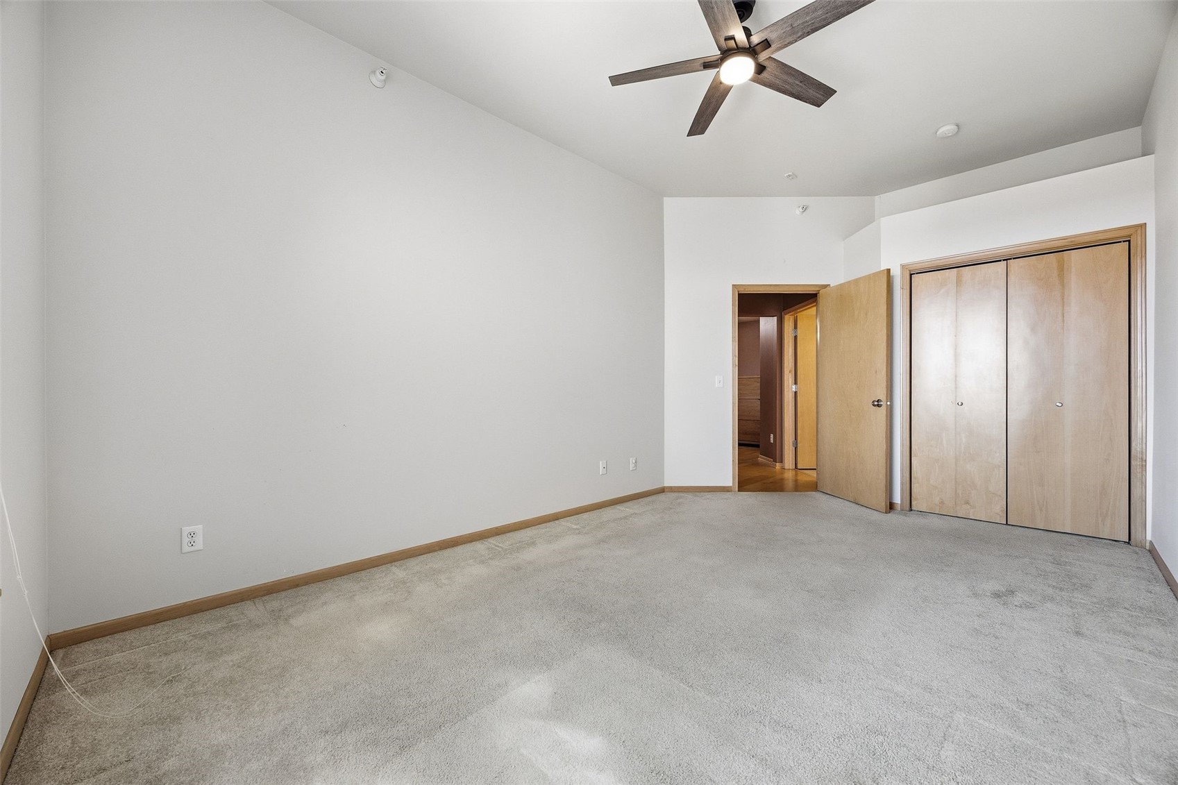 420 N 1st Avenue Iowa City IA 52245