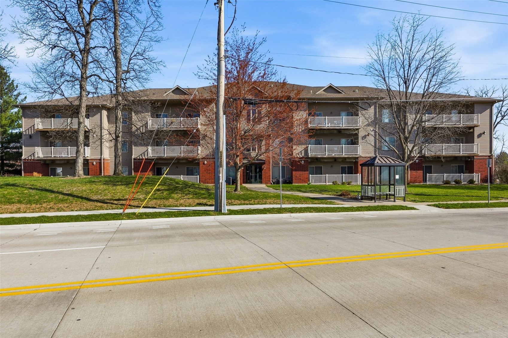 420 N 1st Avenue Iowa City IA 52245