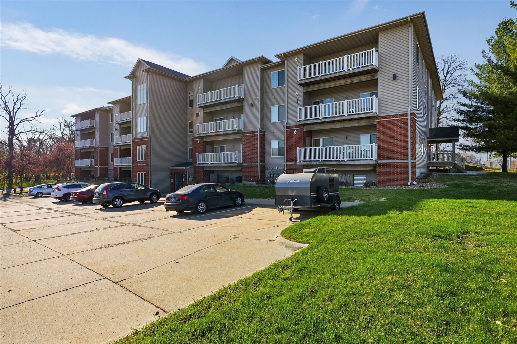 420 N 1st Avenue Iowa City IA 52245