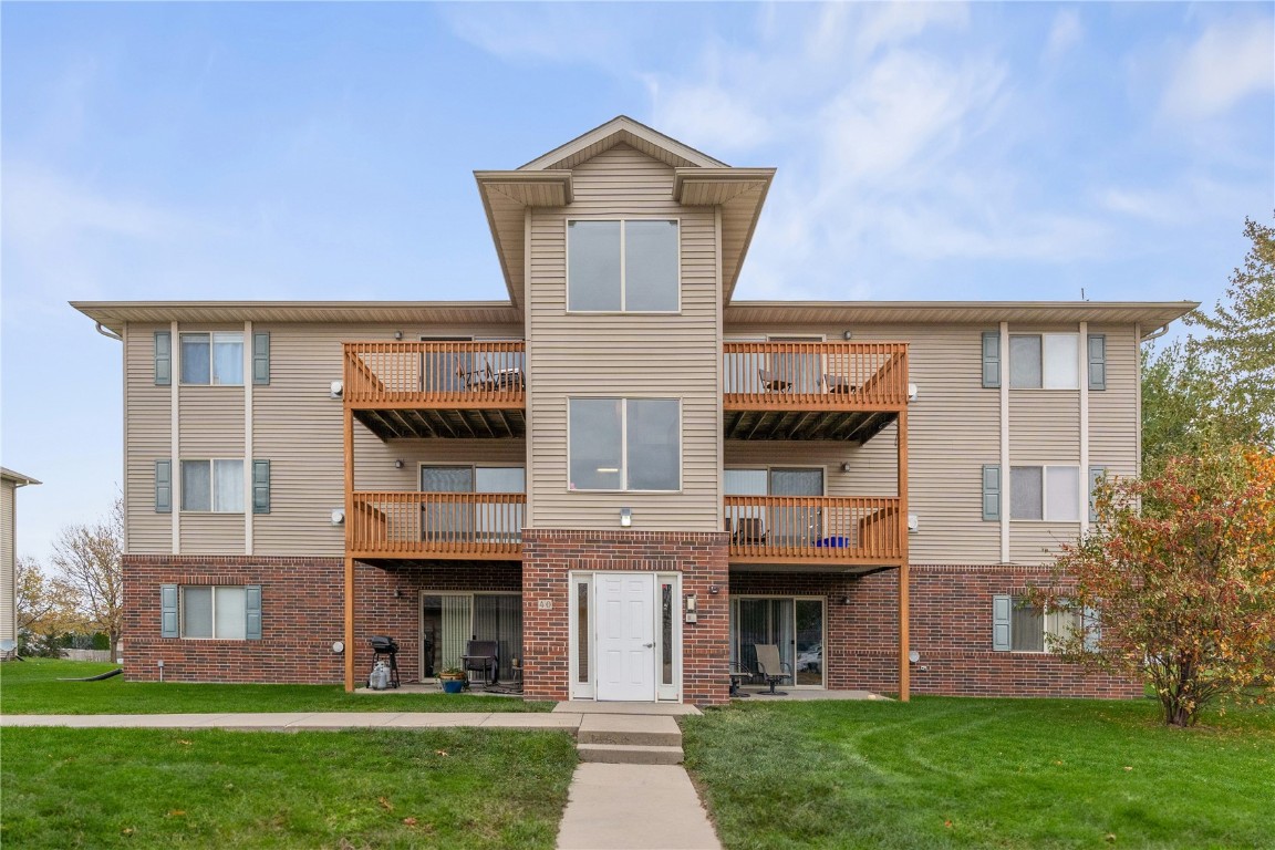 40 Zeller Crossing North Liberty IA 52317