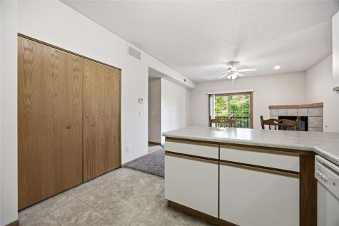 3028 Center Point NE Cedar Rapids IA 52402