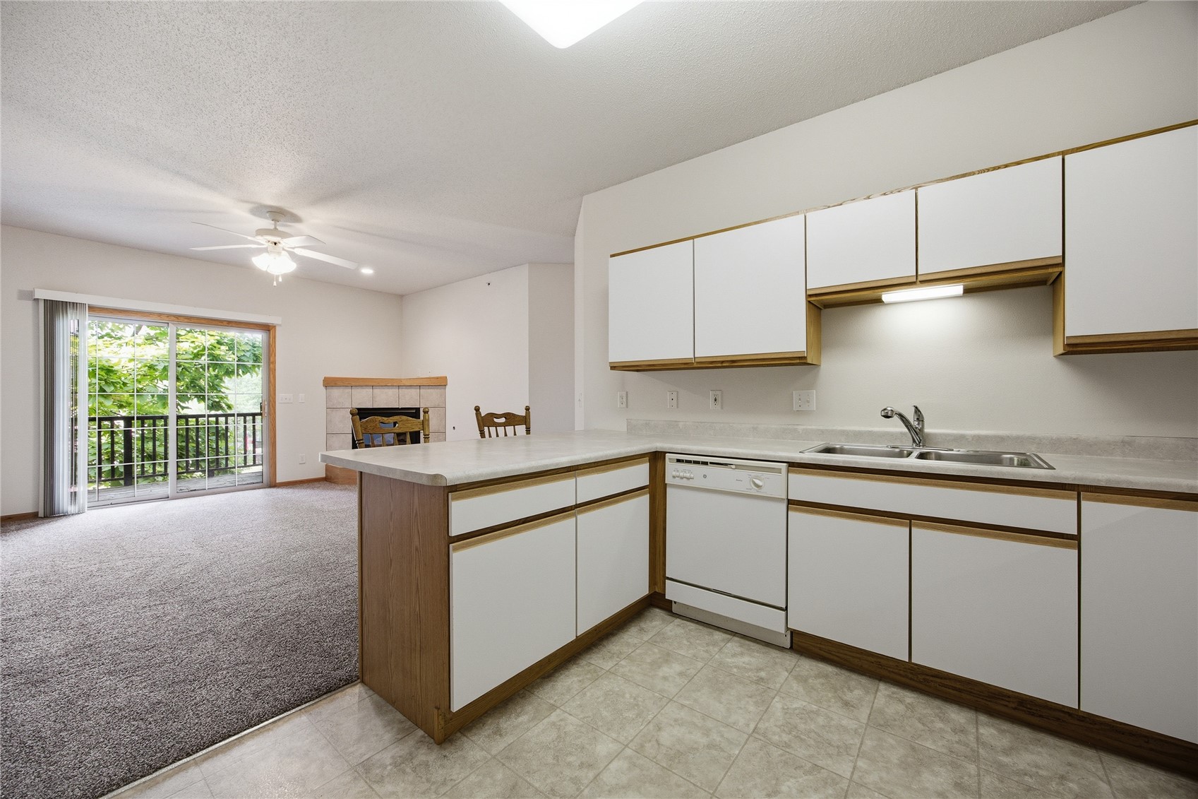 3028 Center Point NE Cedar Rapids IA 52402