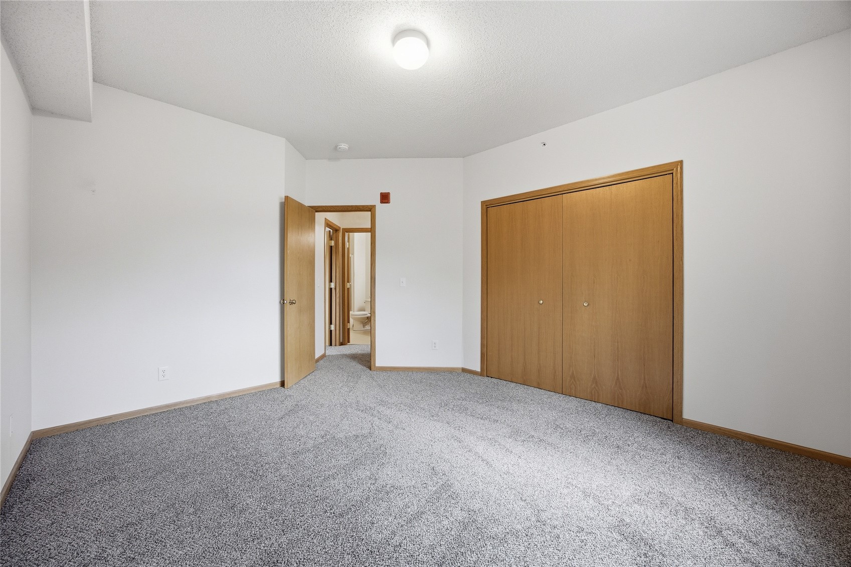 3028 Center Point NE Cedar Rapids IA 52402