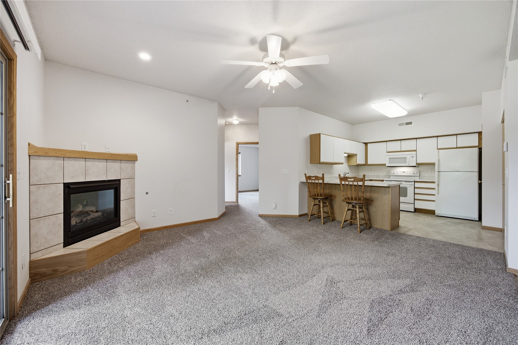 3028 Center Point NE Cedar Rapids IA 52402