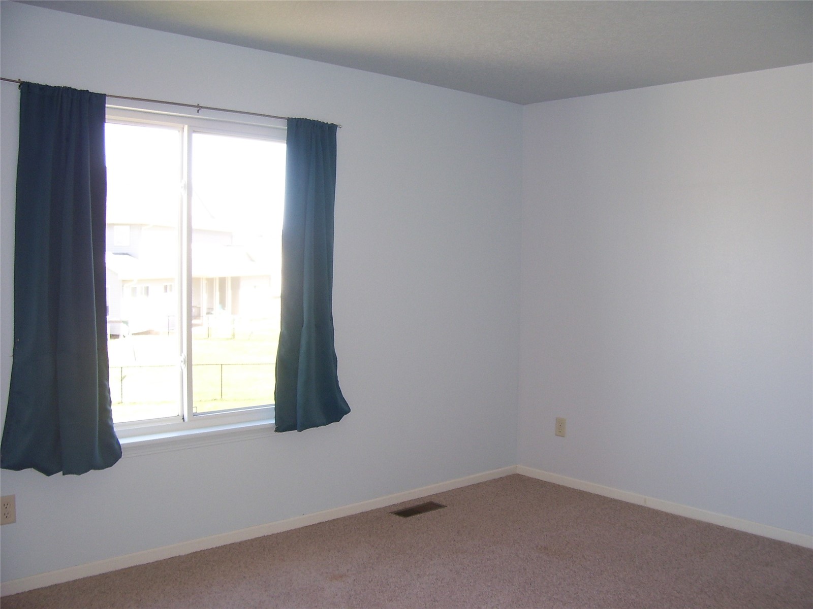 1512 Alder Drive North Liberty IA 52317