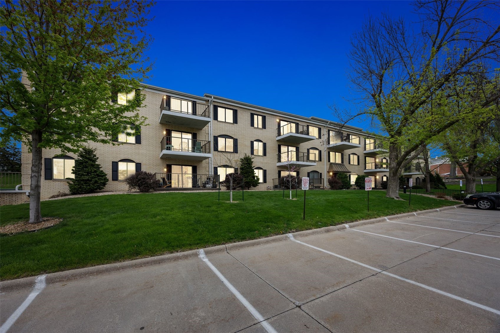 2135 1st Avenue SE Cedar Rapids IA 52402