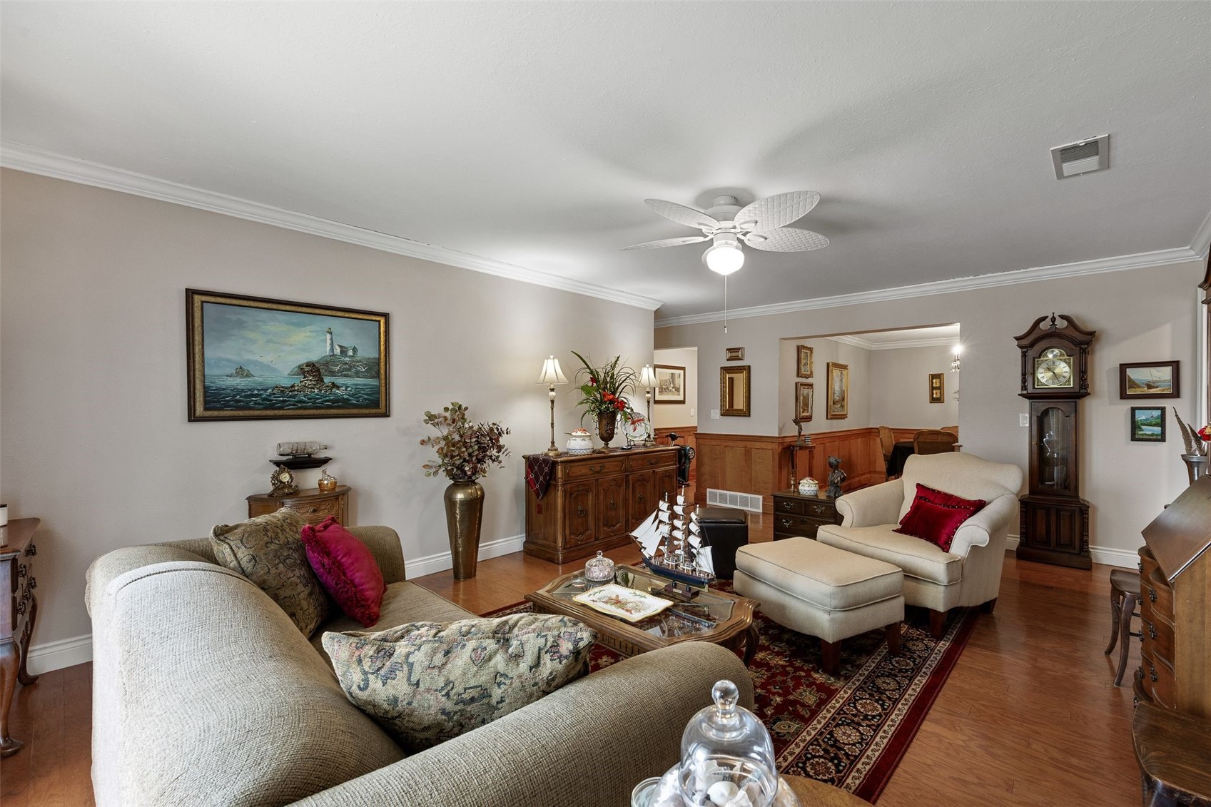 2135 1st Avenue SE Cedar Rapids IA 52402