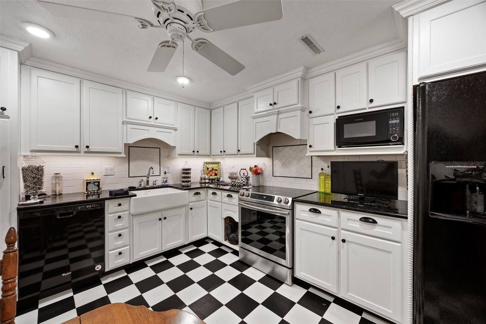 2135 1st Avenue SE Cedar Rapids IA 52402