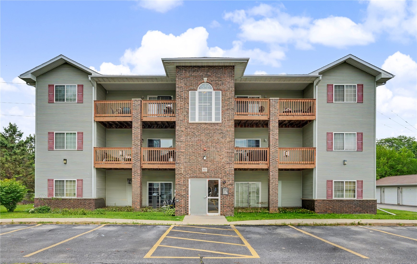 80 Circle Drive North Liberty IA 52317
