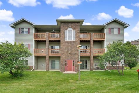 80 Circle Drive North Liberty IA 52317