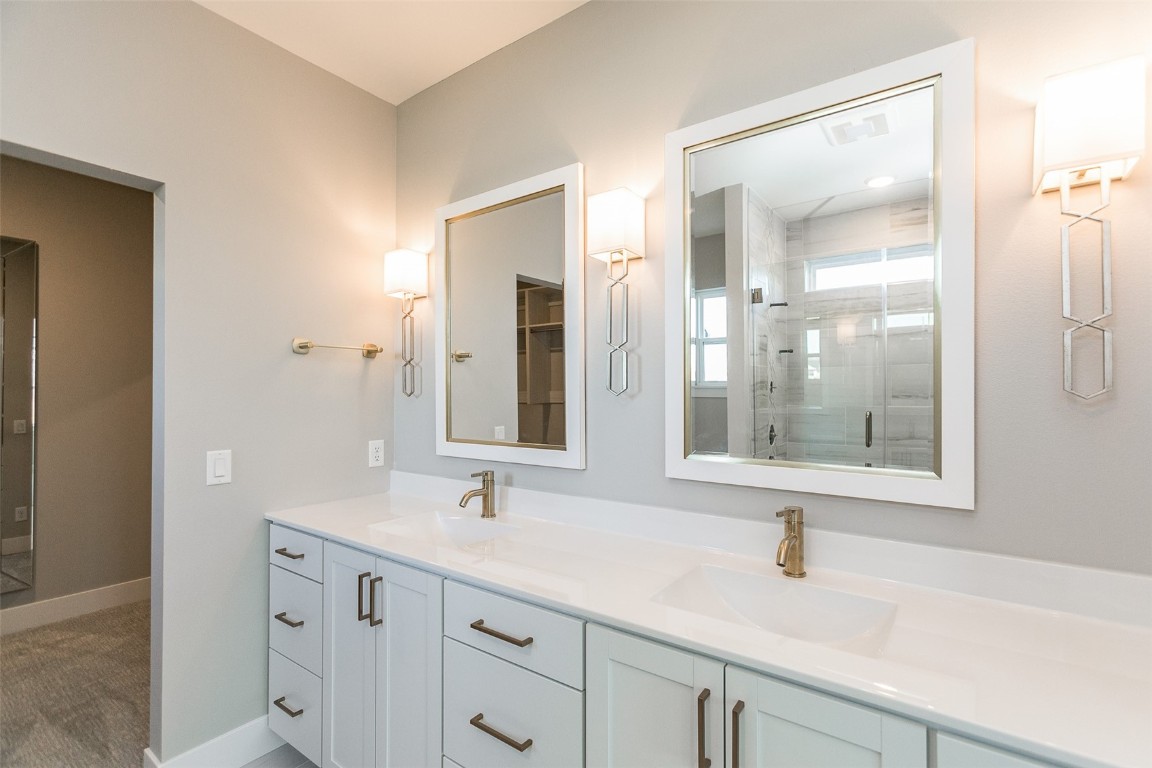 5750 Meadow Grass Circle SE Cedar Rapids IA 52403