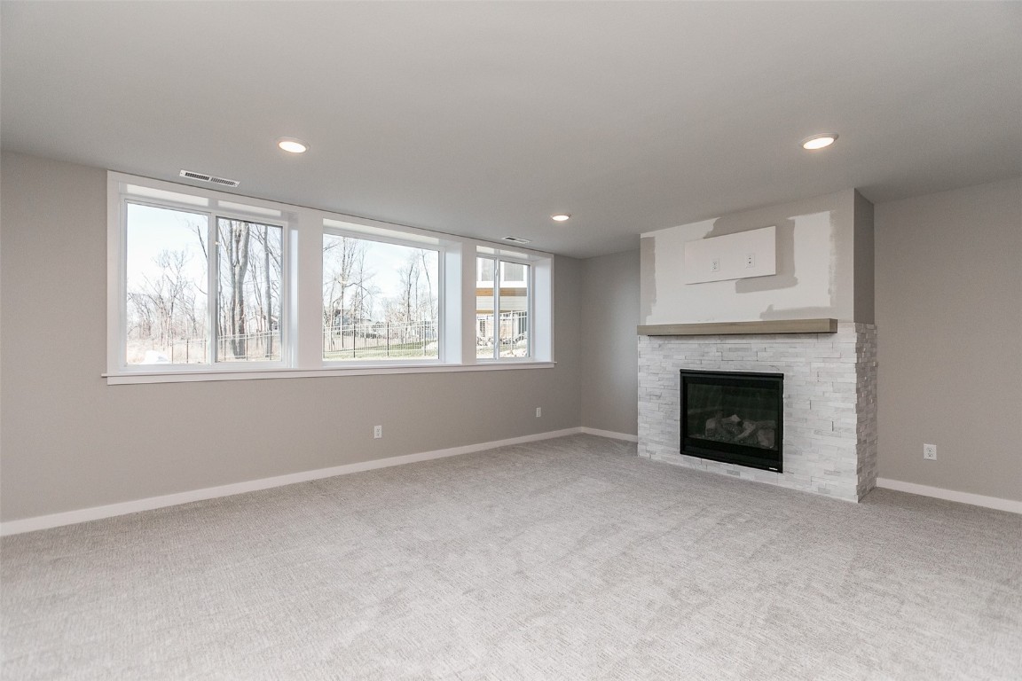 5750 Meadow Grass Circle SE Cedar Rapids IA 52403