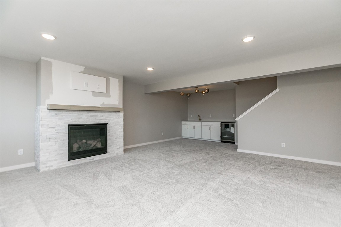 5750 Meadow Grass Circle SE Cedar Rapids IA 52403