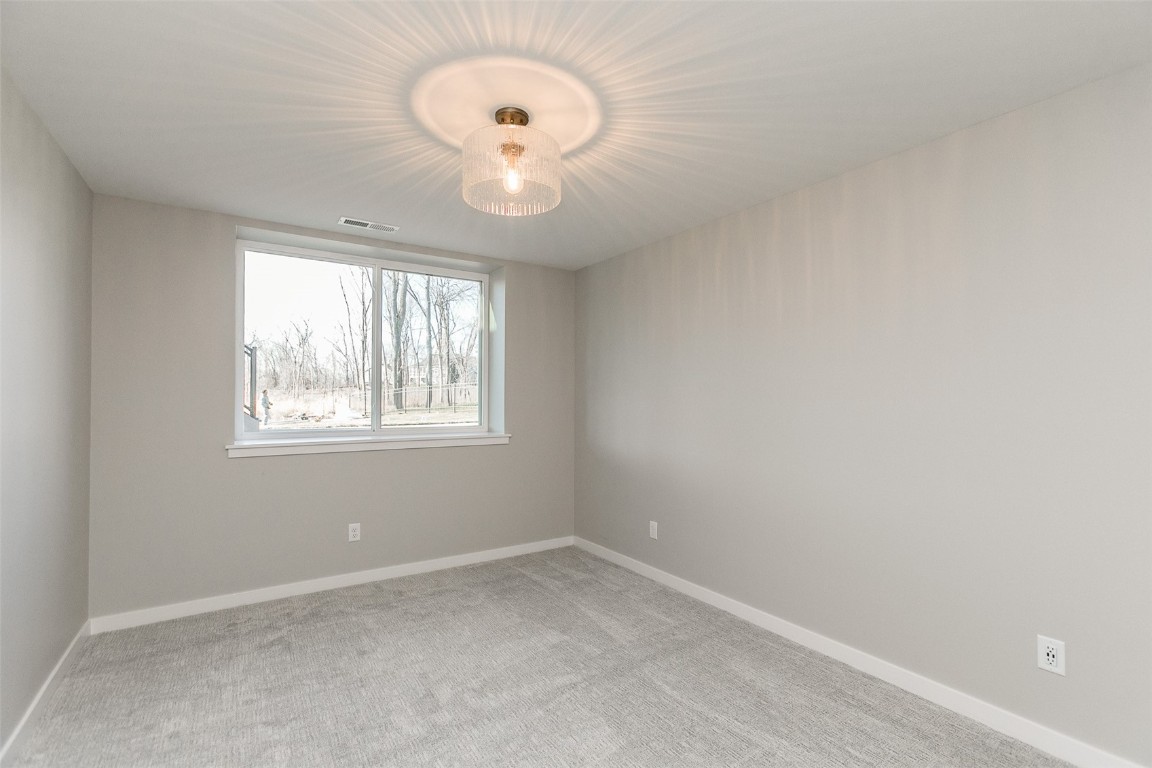 5750 Meadow Grass Circle SE Cedar Rapids IA 52403