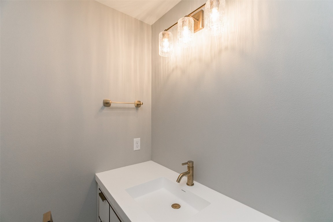 5750 Meadow Grass Circle SE Cedar Rapids IA 52403