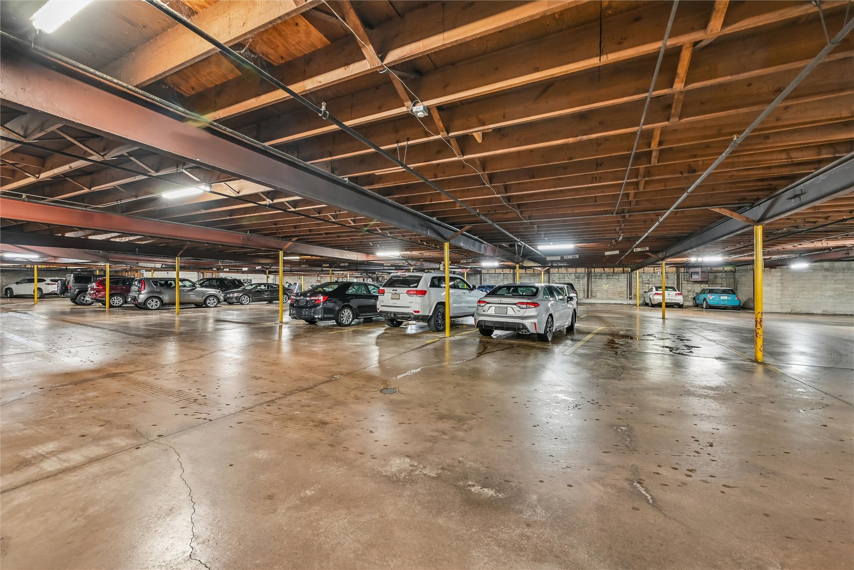2222 1st Avenue NE Cedar Rapids IA 52402