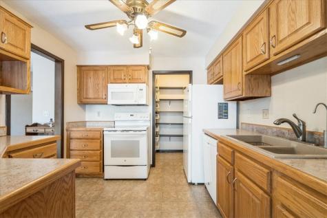 4505 Armar Drive SE Cedar Rapids IA 52403