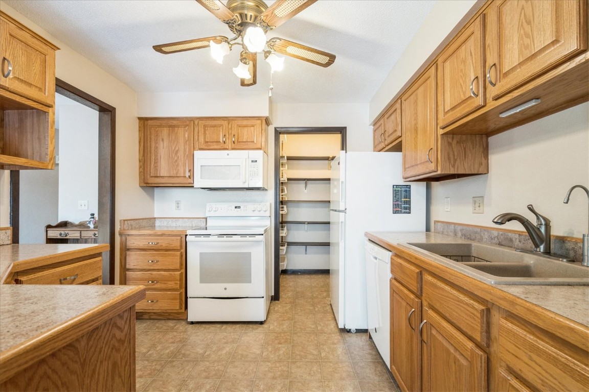4505 Armar Drive SE Cedar Rapids IA 52403
