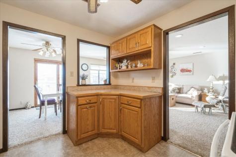 4505 Armar Drive SE Cedar Rapids IA 52403