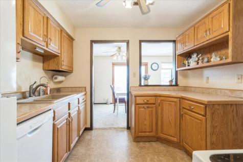4505 Armar Drive SE Cedar Rapids IA 52403