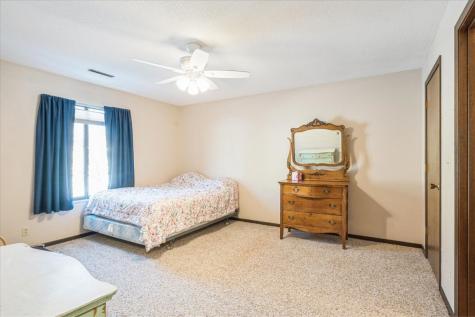 4505 Armar Drive SE Cedar Rapids IA 52403