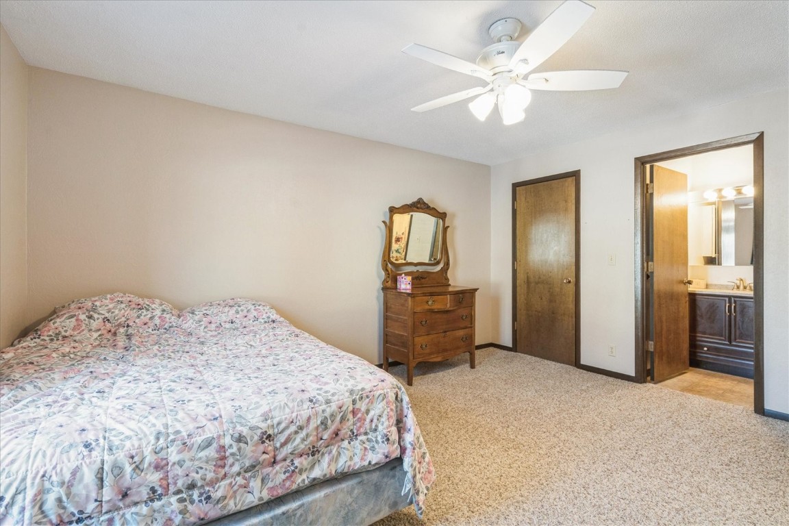 4505 Armar Drive SE Cedar Rapids IA 52403