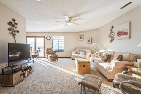 4505 Armar Drive SE Cedar Rapids IA 52403