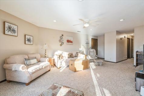 4505 Armar Drive SE Cedar Rapids IA 52403