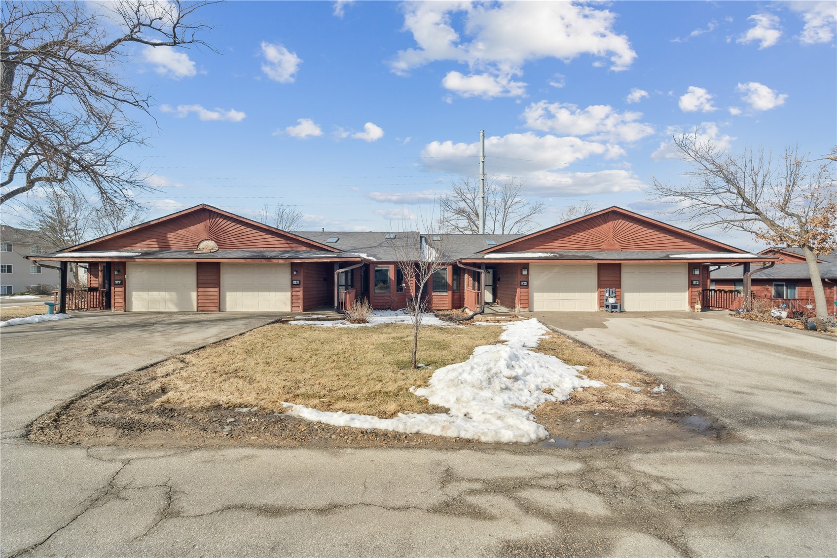 140 35th Street Drive SE Cedar Rapids IA 52403