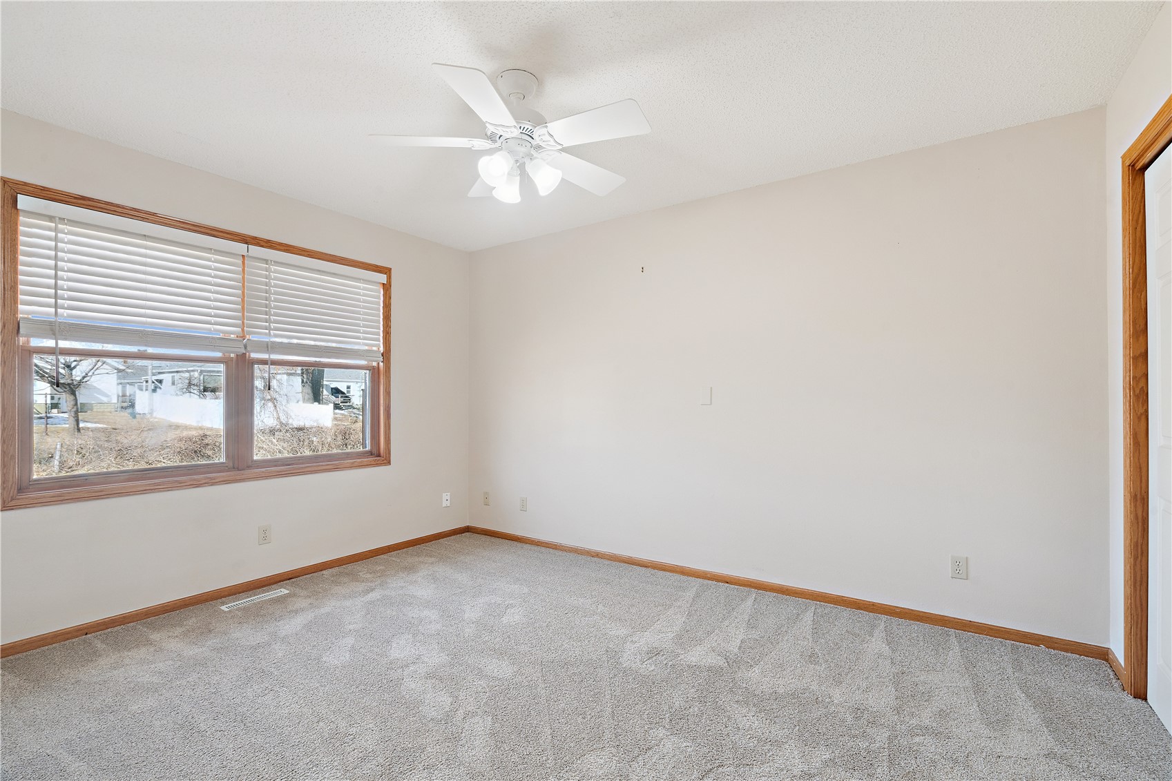 140 35th Street Drive SE Cedar Rapids IA 52403