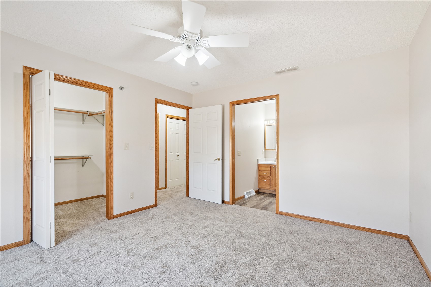140 35th Street Drive SE Cedar Rapids IA 52403