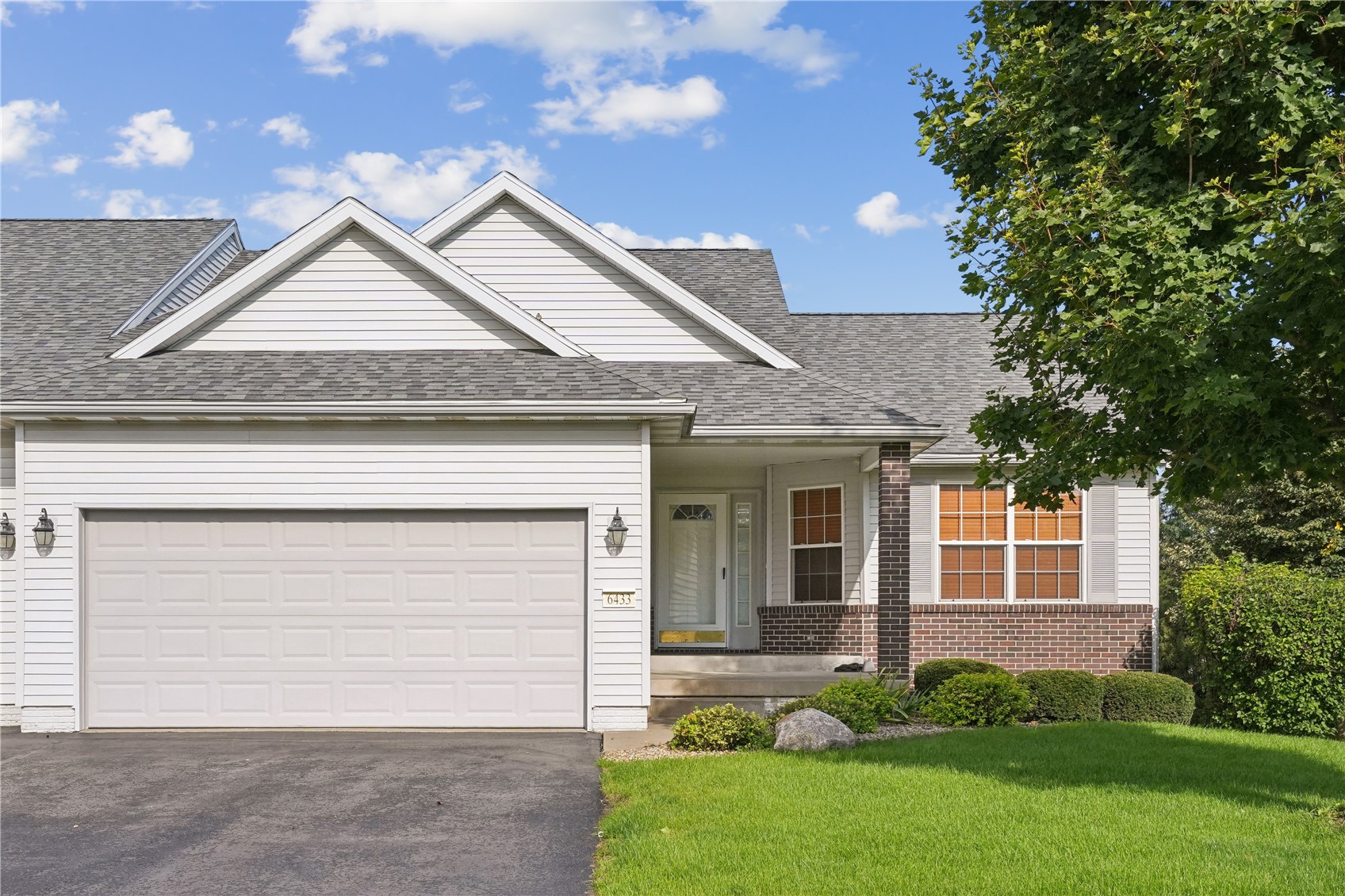 6433 Quail Ridge Drive SW Cedar Rapids IA 52404