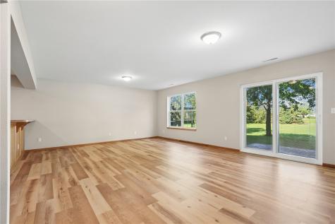 6433 Quail Ridge Drive SW Cedar Rapids IA 52404