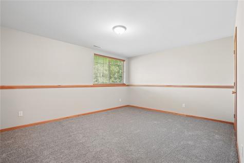 6433 Quail Ridge Drive SW Cedar Rapids IA 52404