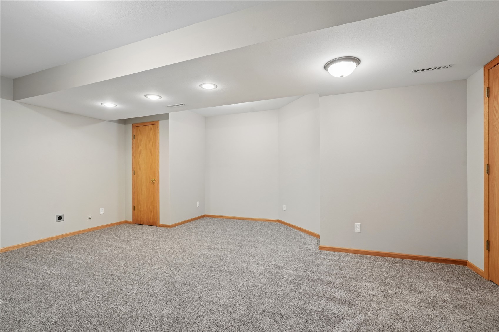 6433 Quail Ridge Drive SW Cedar Rapids IA 52404